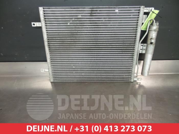 Airco Condensor van een Nissan Micra (K12) 1.5 dCi 85 2009