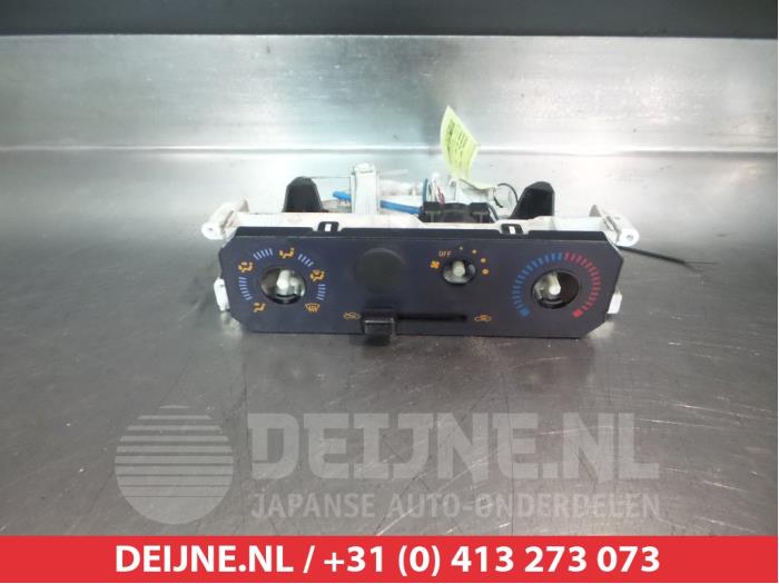 Daihatsu Young RV Heizung Bedienpaneel O306171