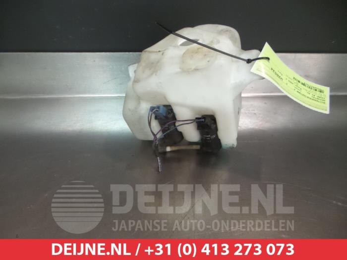 Daihatsu Young RV Scheibensprühertank vorne O340741