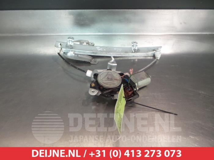 Nissan Murano Rear door window mechanism 4-door, left O290464