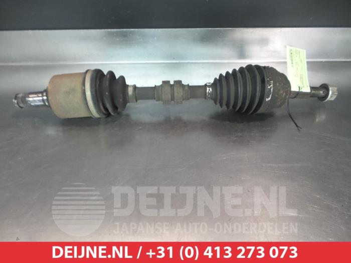 Gebruikte Steekas links-voor Nissan Murano (Z50) 3.5 V6 24V 4x4 Prijs € 60,00 Margeregeling aangeboden door V.Deijne Jap.Auto-onderdelen BV