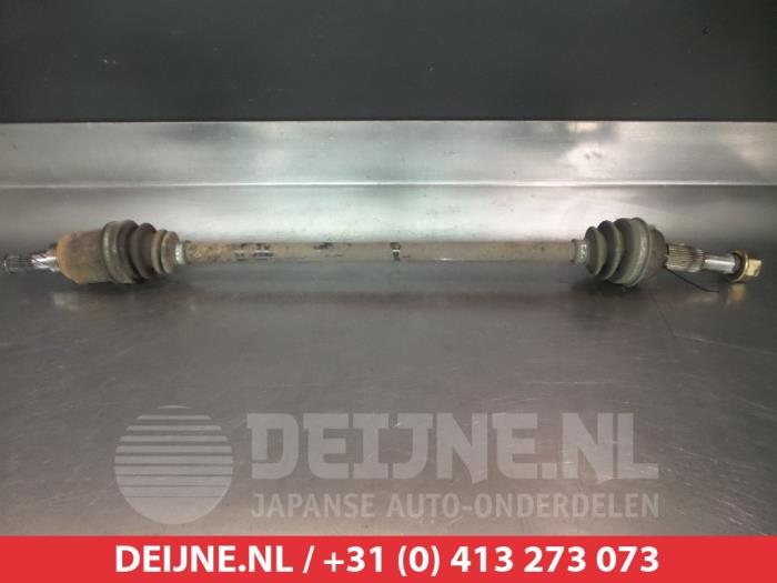 Gebruikte Aandrijfas links-achter Nissan Murano (Z50) 3.5 V6 24V 4x4 Prijs € 60,00 Margeregeling aangeboden door V.Deijne Jap.Auto-onderdelen BV