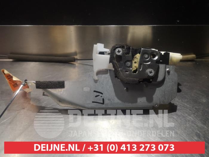 Mazda CX-7 Deurslot Mechaniek 4Deurs links-voor O279357