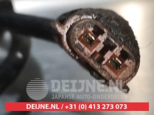 Subaru Legacy ABS Sensor O327330 photo 3