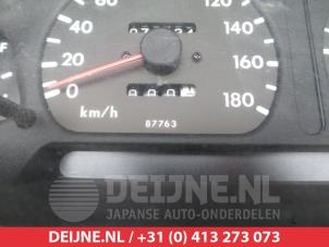 Daihatsu Charade Odometer KM O304926 photo 2