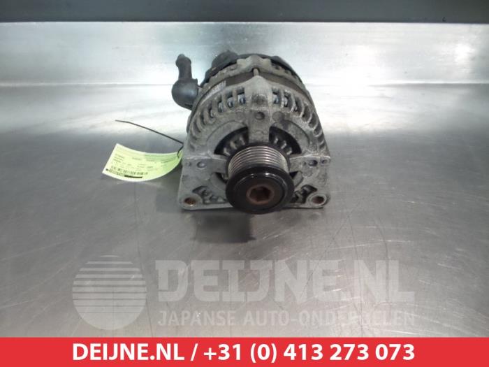Gebruikte Dynamo Suzuki Grand Vitara II (JT) 1.9 DDiS Prijs € 40,00 Margeregeling aangeboden door V.Deijne Jap.Auto-onderdelen BV