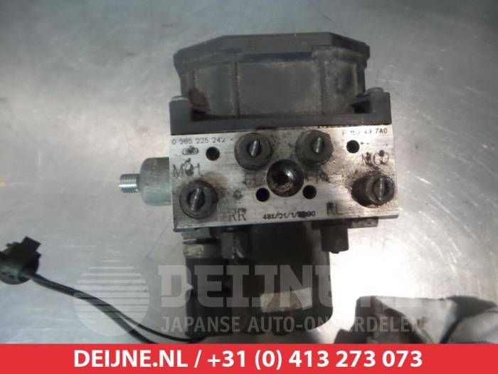 Gebruikte ABS Pomp Mazda RX-8 (SE17) 1.3 Renesis HP Prijs € 50,00 Margeregeling aangeboden door V.Deijne Jap.Auto-onderdelen BV