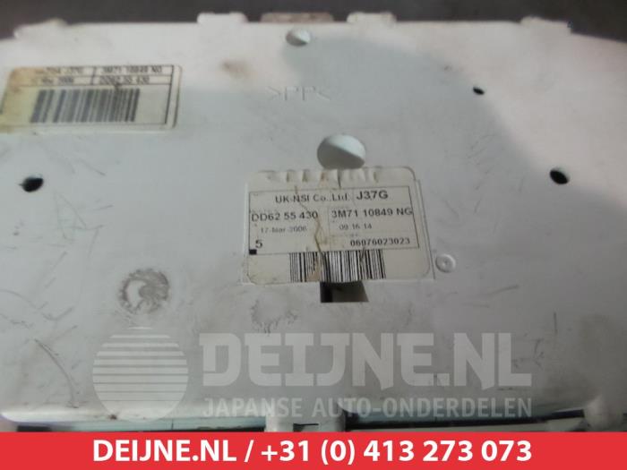 Mazda 2 Kilometerteller KM O304153