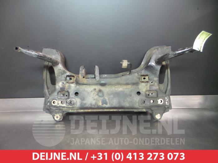 Gebruikte Subframe Mazda 2 (NB/NC/ND/NE) 1.4 CiTD Prijs € 75,00 Margeregeling aangeboden door V.Deijne Jap.Auto-onderdelen BV