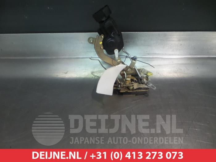 Suzuki Ignis Deurslot Mechaniek 2Deurs links O279086