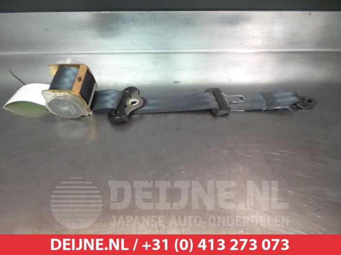 Toyota Yaris Veiligheidsgordel rechts-achter O316057
