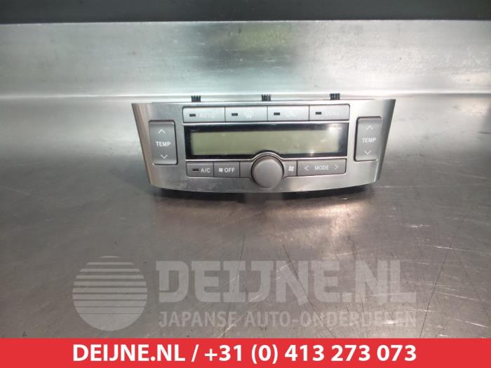 Toyota Avensis Kachel Bedieningspaneel O306332