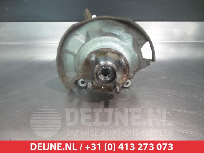 Daihatsu Gran Move Knuckle, front left O390093