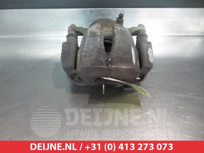 Toyota Rav-4 Remklauw (Tang) links-voor O325640