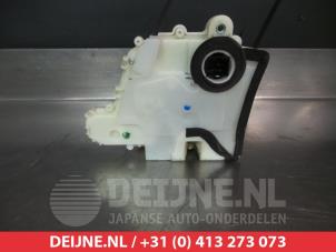Honda Jazz Deurslot Mechaniek 4Deurs rechts-voor O281077 foto 2