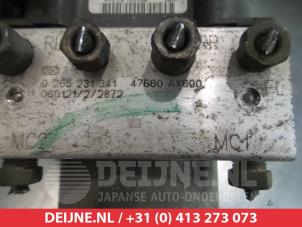 Nissan Micra CC ABS Pomp O337691 foto 3
