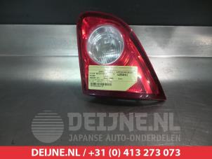 Gebruikte Achterklep reflector rechts Nissan Qashqai (J10) 1.5 dCi Prijs € 25,00 Margeregeling aangeboden door V.Deijne Jap.Auto-onderdelen BV