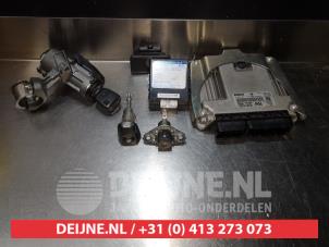 Toyota Corolla Ignition lock + key O335933 photo 3
