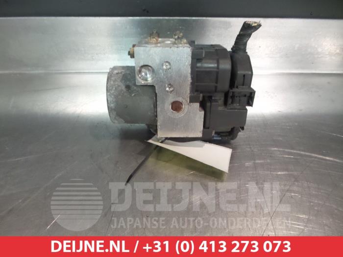 Nissan Primera ABS Pumpe O337579