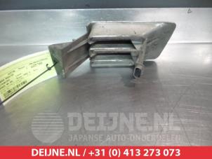 Mitsubishi Space Wagon Stoßstangenrost O264489 foto 2