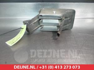 Mitsubishi Space Wagon Bumper Rooster O264490 foto 2