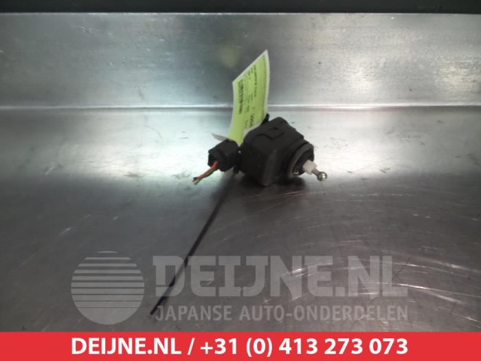 Kia Ceed Koplampmotor O267558