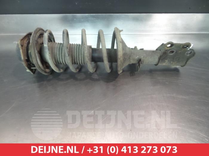 Hyundai Getz Stoßdämpferstrebe rechts vorne O321275