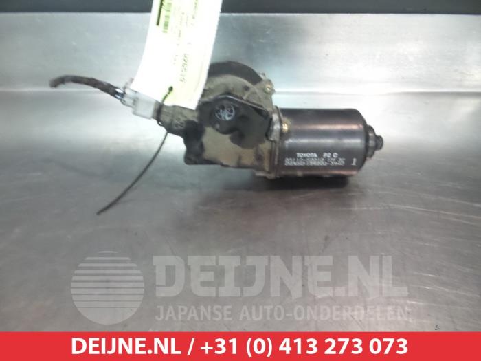 Toyota Yaris Ruitenwissermotor voor O349296