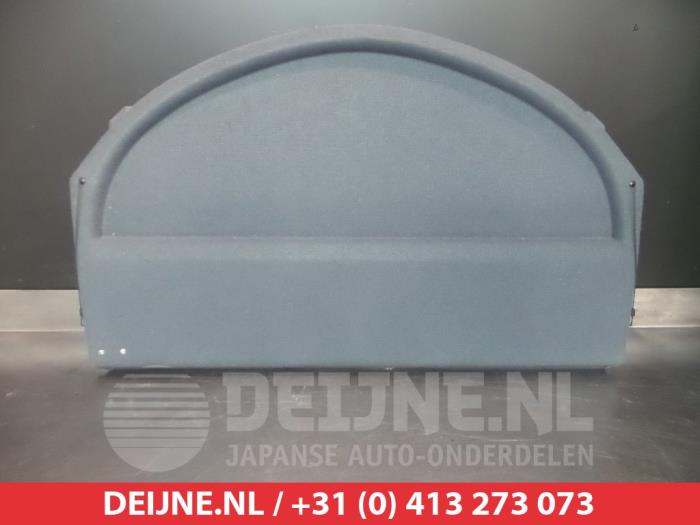 Nissan Primera Hoedenplank O316285