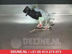 Daihatsu Trevis Door lock mechanism 4-door, front left O279765 photo 2