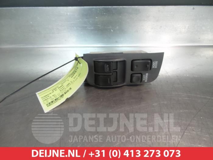 Toyota Corolla Combischakelaar ramen O312401