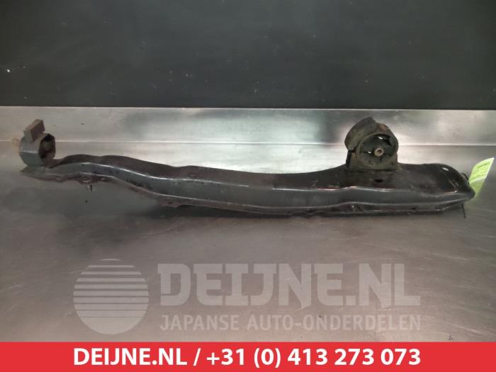 Gebruikte Motorbalk Toyota Corolla (E10) 1.3 XLi 16V Prijs € 35,00 Margeregeling aangeboden door V.Deijne Jap.Auto-onderdelen BV