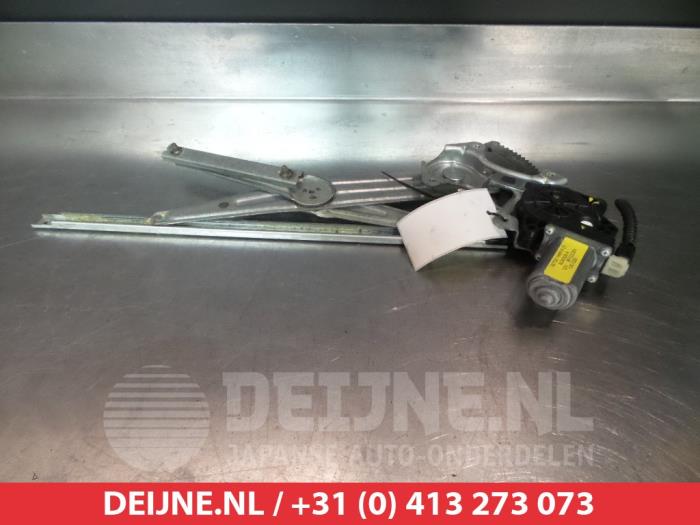 Nissan Note Ruitmechaniek 4Deurs rechts-voor O276554