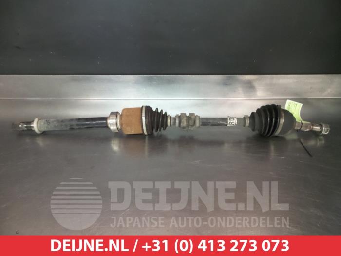 Nissan Note Aandrijfas rechts-voor O319189