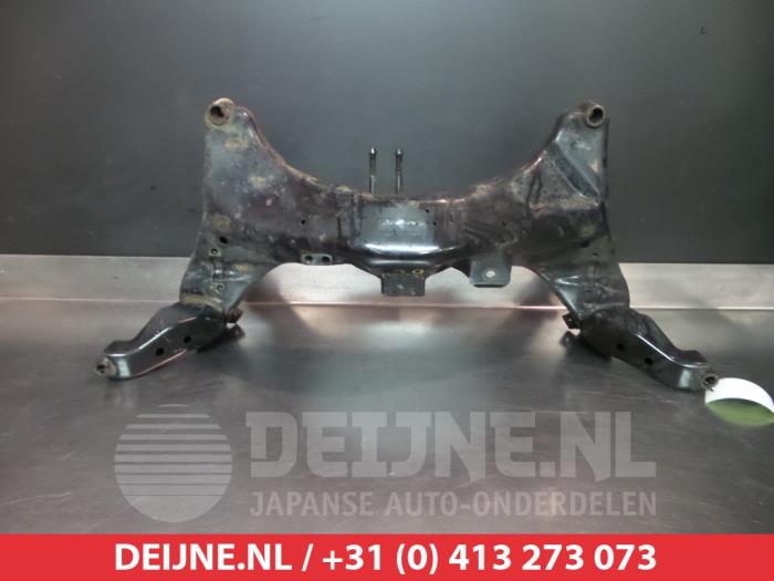Gebruikte Subframe Nissan Almera (N16) 2.2 Di 16V Prijs € 150,00 Margeregeling aangeboden door V.Deijne Jap.Auto-onderdelen BV