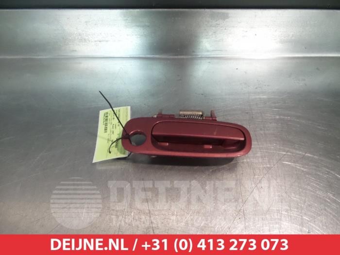 Toyota Corolla Türgriff 4-türig rechts vorne O277604
