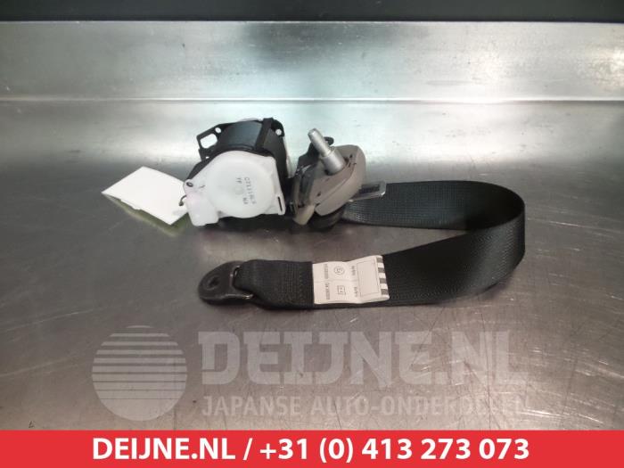 Toyota IQ Veiligheidsgordel links-achter O315859