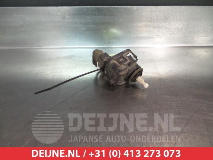 Nissan Terrano Koplampmotor O267542