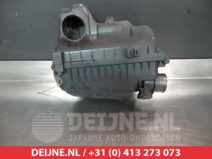 Gebruikte Luchtfilterhuis Toyota Yaris II (P9) 1.4 D-4D Prijs € 50,00 Margeregeling aangeboden door V.Deijne Jap.Auto-onderdelen BV