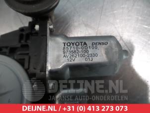 Toyota Yaris Window mechanism 2-door, front right O276337 photo 2