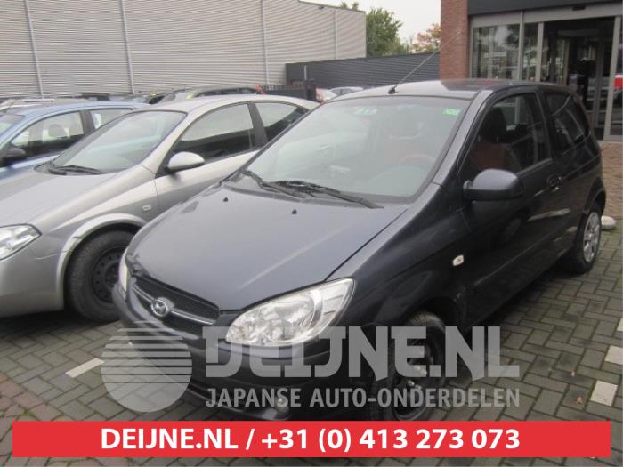 Hyundai Getz Door 2-door, left O271211