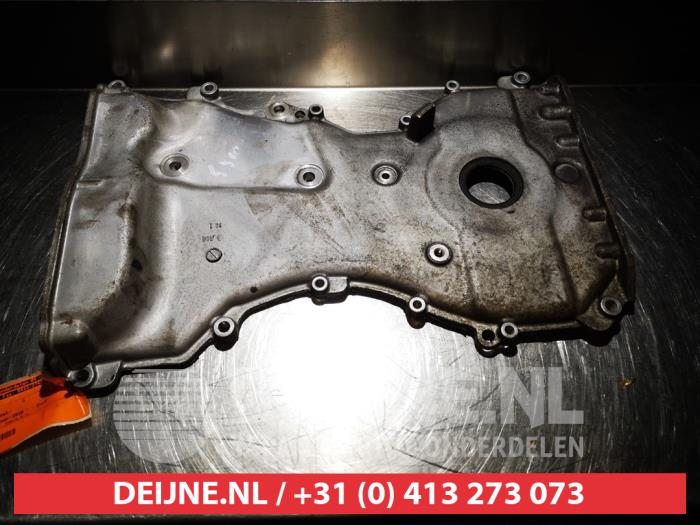 Gebruikte Distributiedeksel Mitsubishi Lancer Sports Sedan (CY/CZ) Prijs € 75,00 Margeregeling aangeboden door V.Deijne Jap.Auto-onderdelen BV