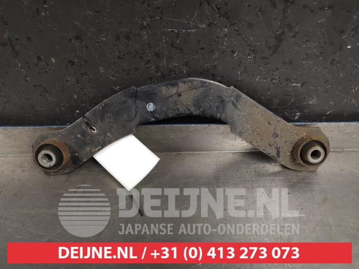 Mitsubishi Lancer Draagarm links-achter O383649