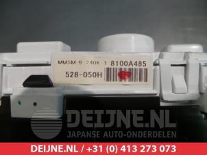 Mitsubishi Outlander Odometer KM O304784 photo 3