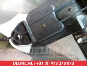 Mitsubishi Outlander Particulate filter sensor O371106 photo 2