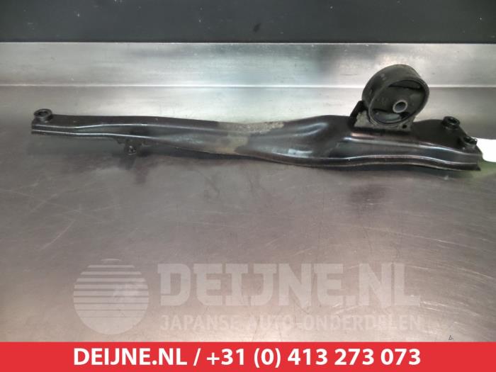 Gebruikte Motorbalk Mitsubishi Outlander (CW) 2.2 DI-D 16V 4x4 Prijs € 50,00 Margeregeling aangeboden door V.Deijne Jap.Auto-onderdelen BV