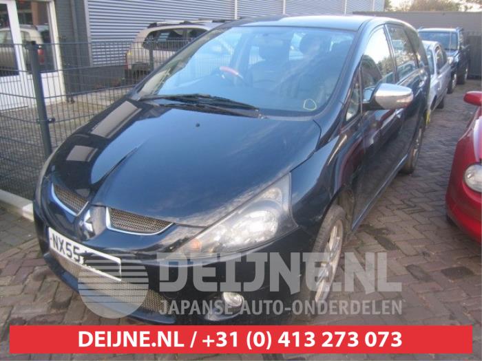 Mitsubishi Grandis Tür 4-türig links vorne O272629