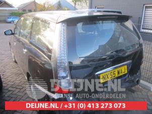 Mitsubishi Grandis Tür 4-türig links vorne O272629 foto 2