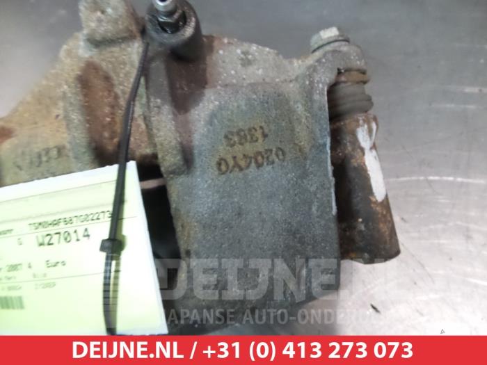 Suzuki Wagon R+ Remklauw (Tang) links-voor O325498