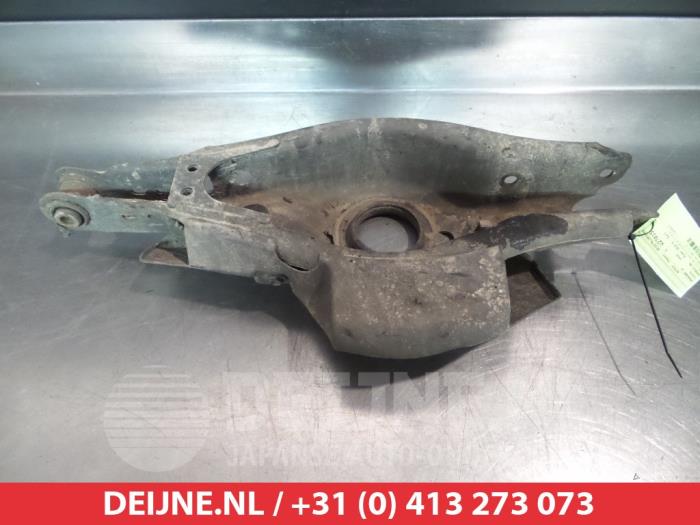 Toyota Avensis Draagarm links-achter O383922